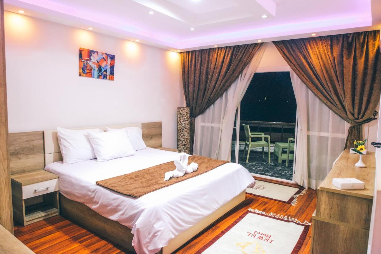Jewel Maadi Cabins And Club Каир Экстерьер фото